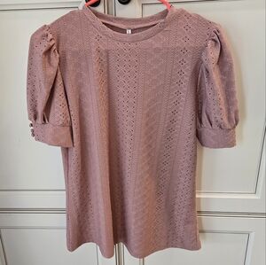 NWT Eyelet Knit Top Size S Mauve